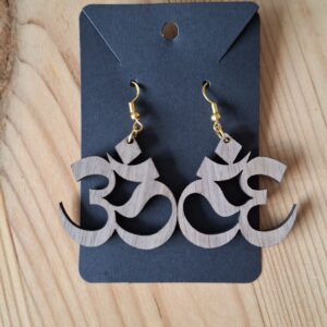 boucle d'oreille ohm